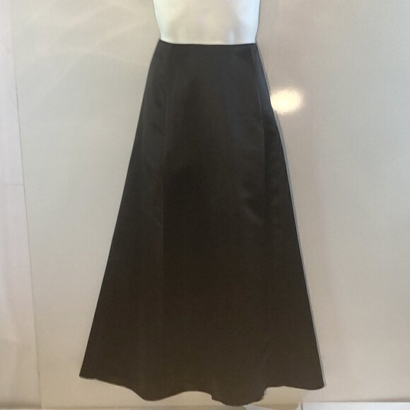 Spenser Jeremy SZ 10  Solid Black Satin maxi skirt party formal event black tie - Picture 1 of 6